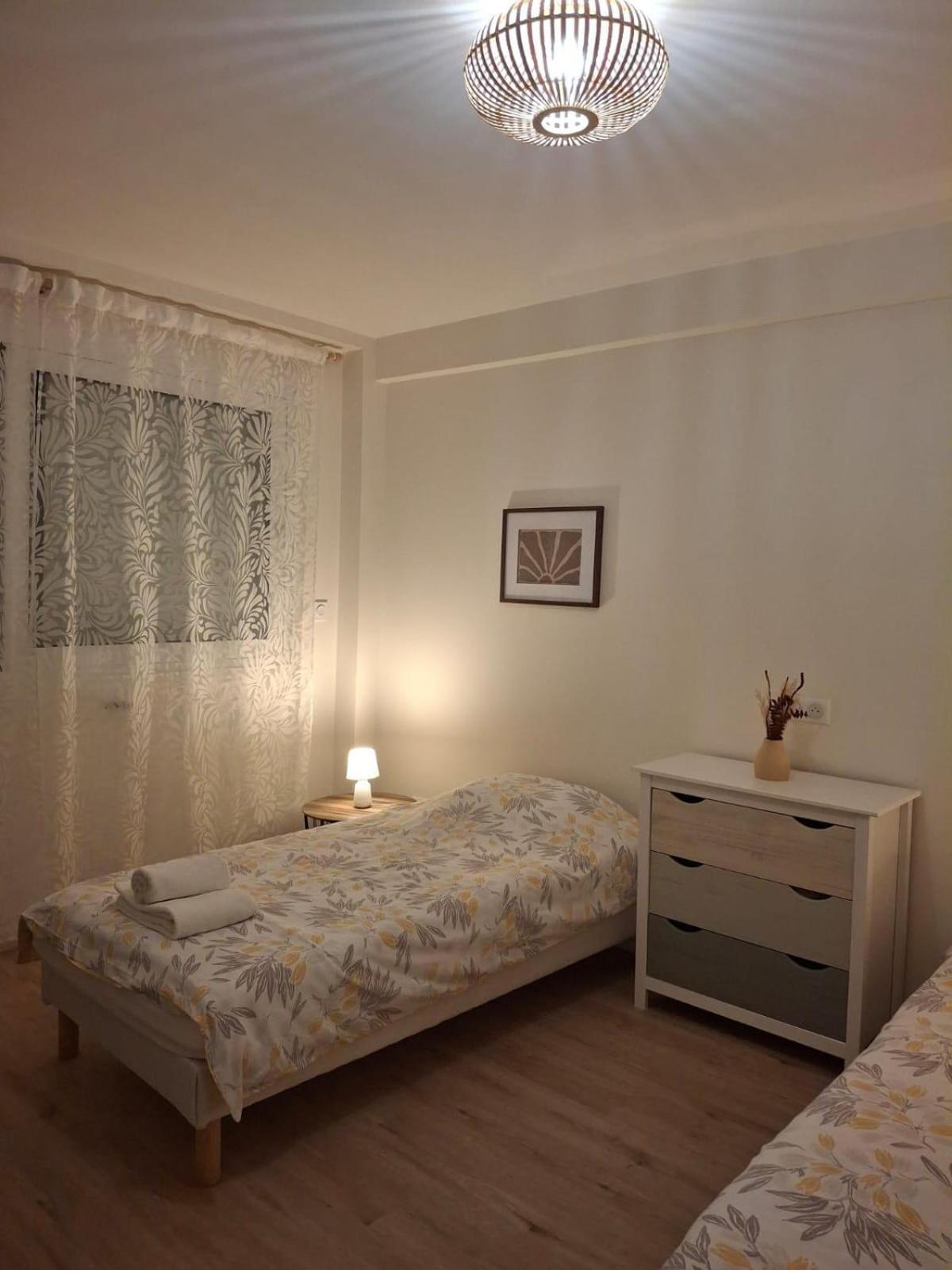 3 Pieces Apartment A Juan-Les-Pins Antibes Exterior foto
